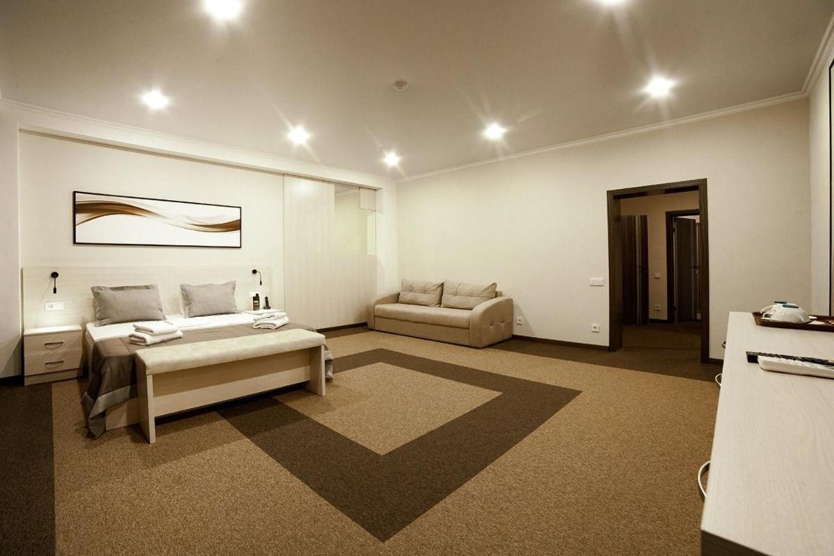 Meridian คารากันดี ภายนอก รูปภาพ