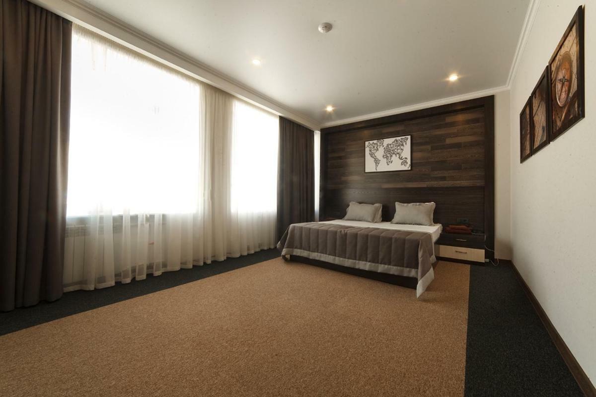 Meridian คารากันดี ภายนอก รูปภาพ